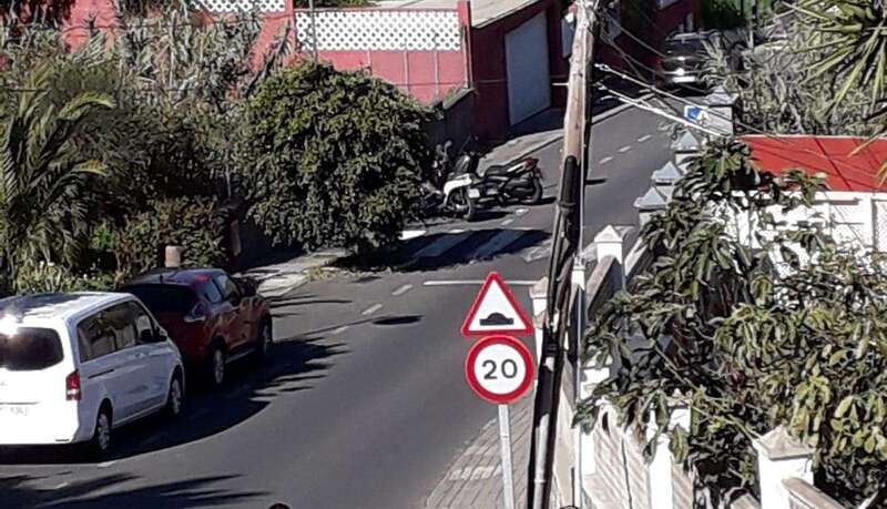 Imagen de las motos que supuestamente pertenecen a los sospechosos (Foto TA)